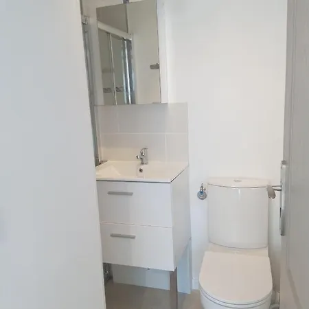 Centre Apartment *